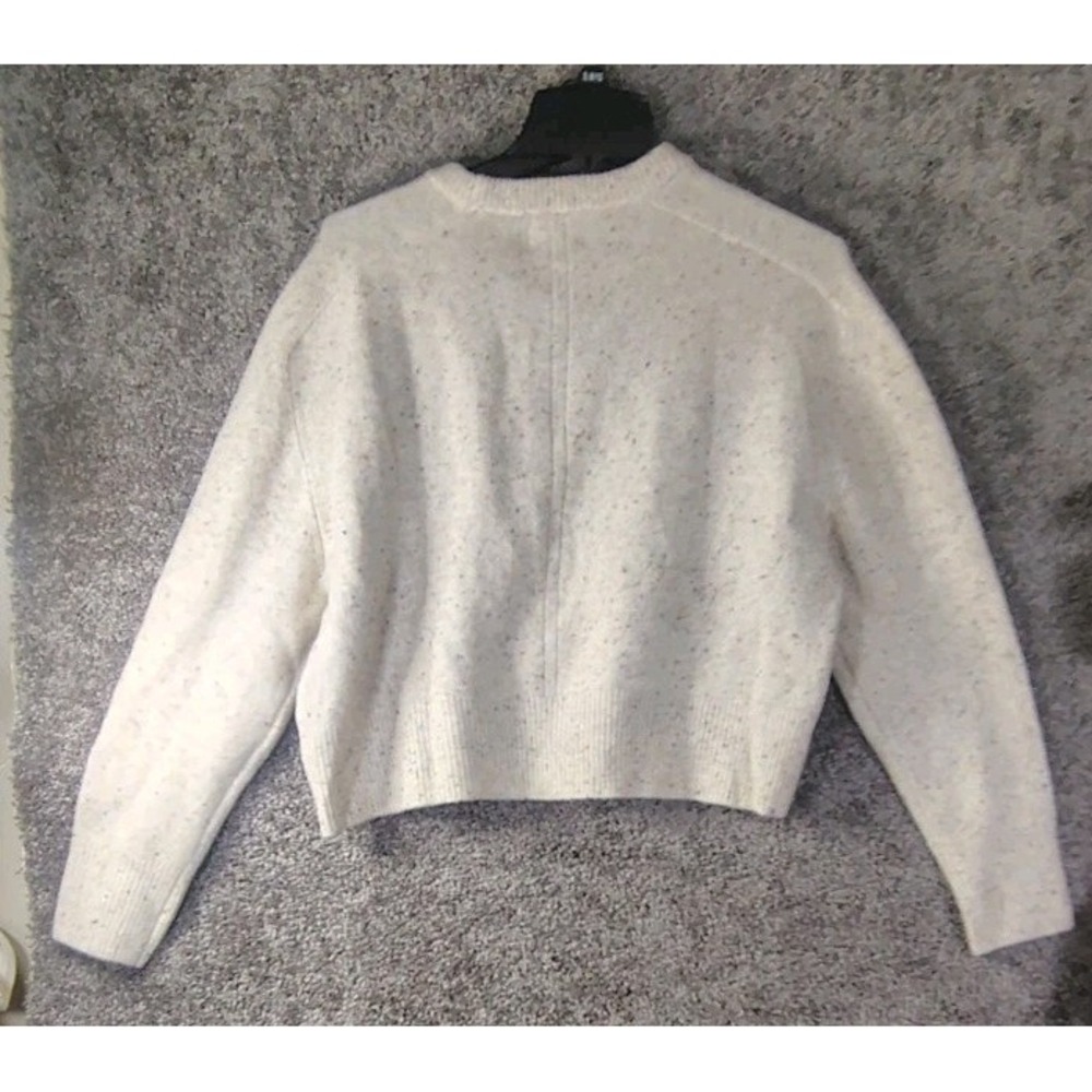 Universal Threads Sweater Medium - Picture 2 of 5